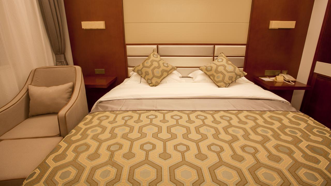 Chengjiang Manor Hotel 外观 照片