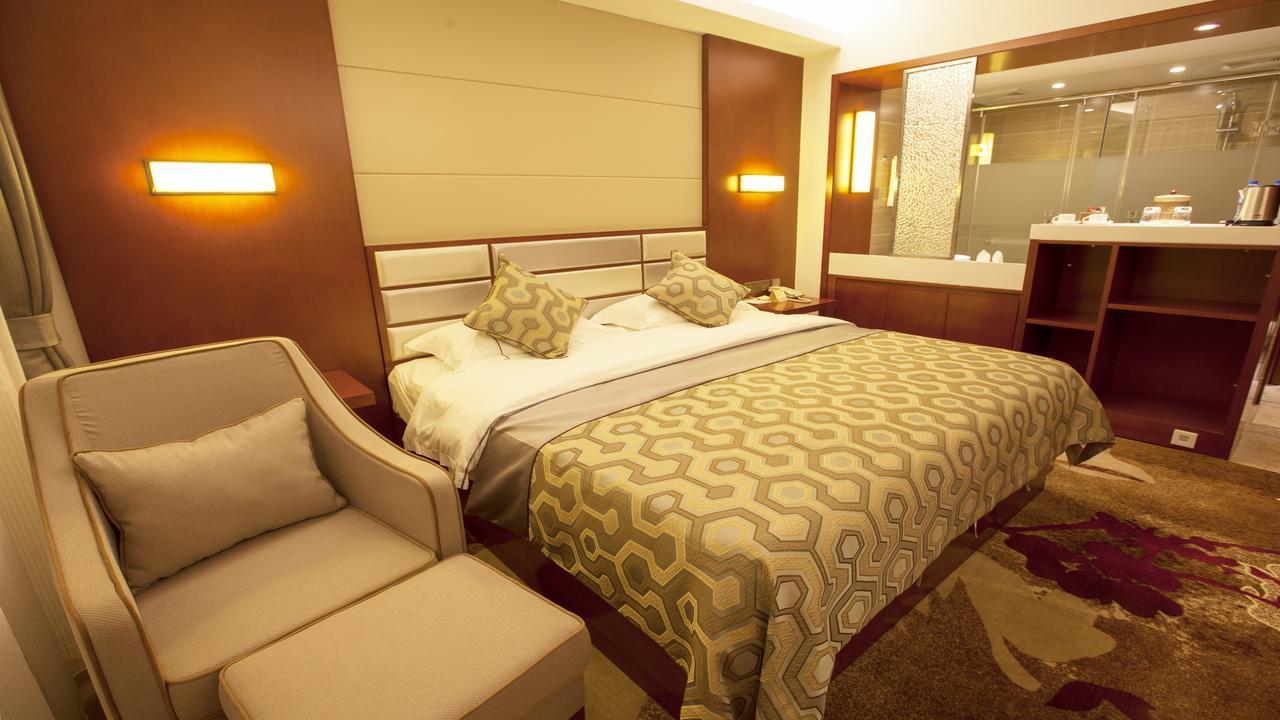 Chengjiang Manor Hotel 外观 照片